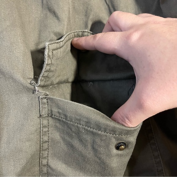 Mudd Olive green Jacket with Black Accents size large - Picture 3 of 7